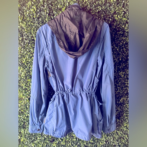 COACH Cerulean Blue Long Sleeve Hooded Adjustable Waist Wind Breaker Jac… - Picture 3 of 8